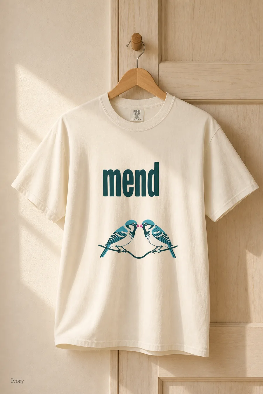 Mend (Birds) tee in Ivory