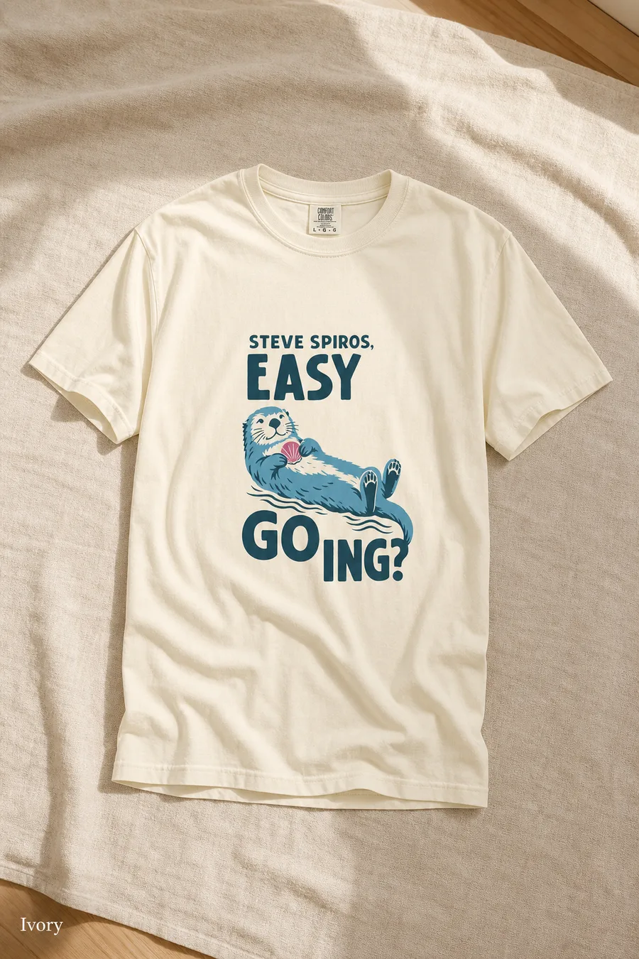 Steve Spiros tee in Ivory